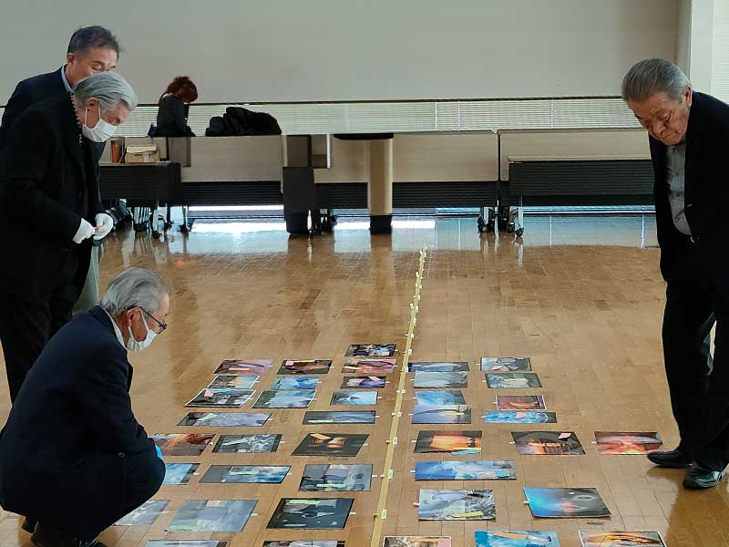 写真:17日帆引き船フォトコンテスト審査会の写真