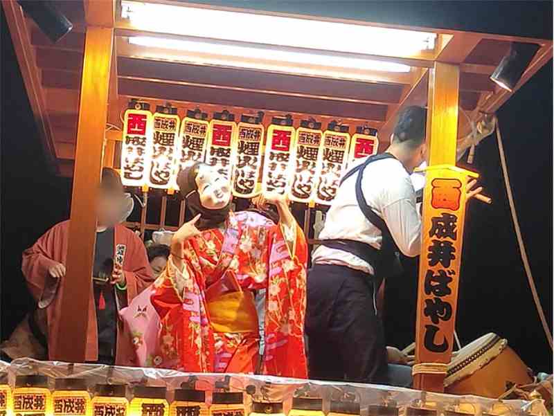 写真:西成井祇園山車「煙火ばやし」