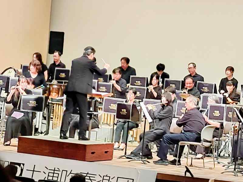 写真:土浦吹奏楽団第15回定期演奏会と霞ヶ浦就航歌の演奏合唱