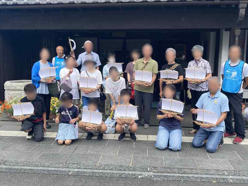 写真:8月22日土浦市まちかど蔵「第18回帆引き船1/40模型作り工作教室」